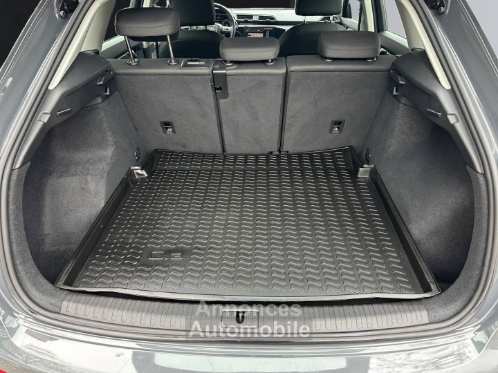 Audi Q3 35 TFSI 150 ch S tronic 7 Design - 13