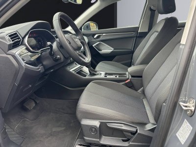 Audi Q3 35 TFSI 150 ch S tronic 7 Design   - 14