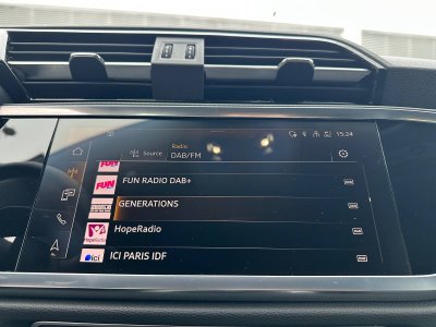 Audi Q3 35 TFSI 150 ch S tronic 7 Design   - 18