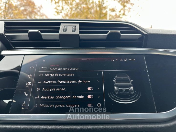 Audi Q3 35 TFSI 150 ch S tronic 7 Design - 23
