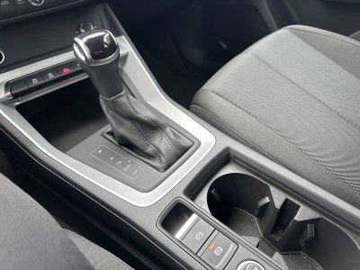Audi Q3 35 TFSI 150 ch S tronic 7 Design   - 25