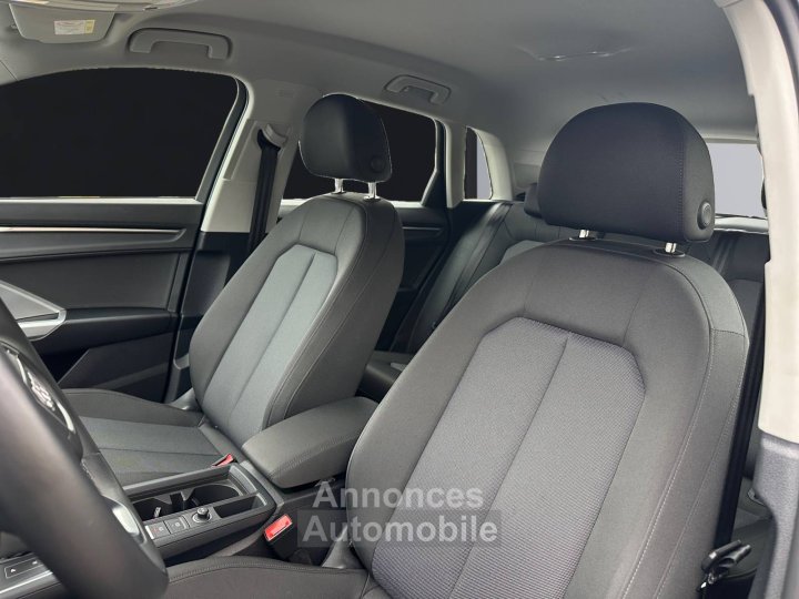 Audi Q3 35 TFSI 150 ch S tronic 7 Design - 29