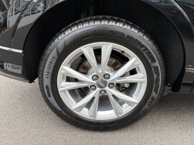 Audi Q3 35 TFSI 150 ch S tronic 7 S line   - 11