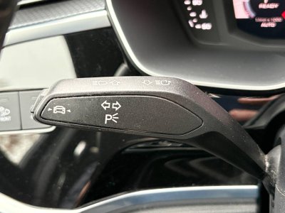 Audi Q3 35 TFSI 150 ch S tronic 7 S line   - 33