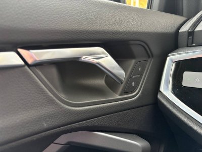 Audi Q3 35 TFSI 150 ch S tronic 7 S line   - 35