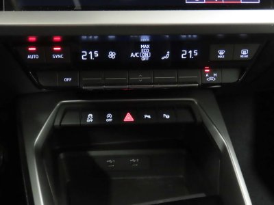 Audi A3 35TDi Sedan Advanced - 12