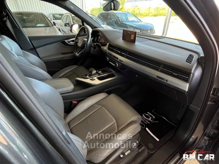 Audi Q7 30 TDI 272 S-LINE - 7 places - Moteur neuf garanti 12/2026 - Attelage - Toit ouvrant - 15