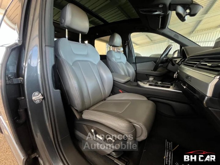 Audi Q7 30 TDI 272 S-LINE - 7 places - Moteur neuf garanti 12/2026 - Attelage - Toit ouvrant - 17