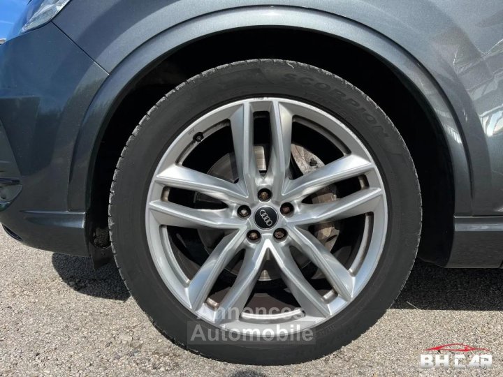 Audi Q7 30 TDI 272 S-LINE - 7 places - Moteur neuf garanti 12/2026 - Attelage - Toit ouvrant - 20