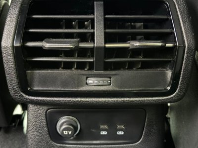 Audi Q3 Sportback 45 TFSIe 245 ch S tronic 6 S line   - 56