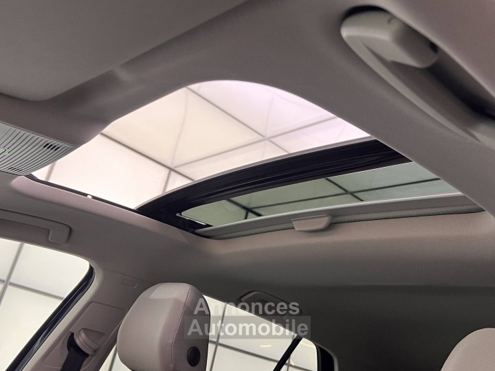 Audi Q3 Sportback 45 TFSIe 245 ch S tronic 6 S line - 64