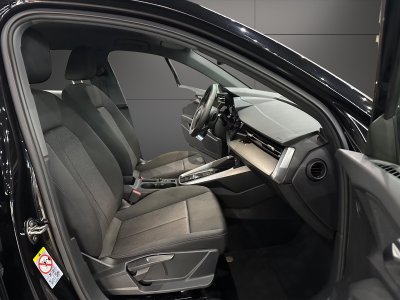 Audi A3 40 TFSI e 204ch • S tronic • CarPlay • Caméra recul • Sièges chauffants • LED • Cockpit digital - 12