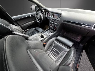 Audi Q7 30 TDI V6 quattro S line &bull; 245ch &bull; Toit Panoramique &bull; Cuir &bull; Cam&eacute;ra &bull; Attelage &bull; Chauffage Stationnaire   - 7