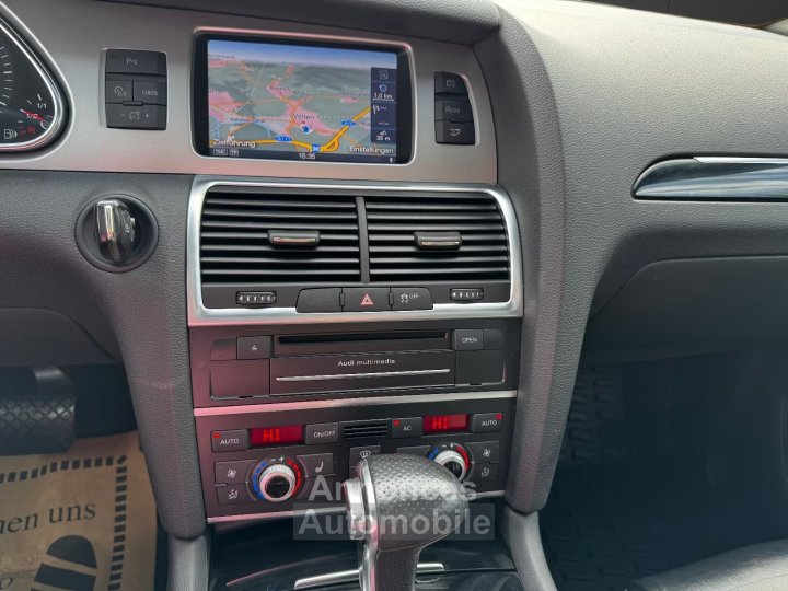 Audi Q7 30 TDI V6 quattro S line &bull; 245ch &bull; Toit Panoramique &bull; Cuir &bull; Cam&eacute;ra &bull; Attelage &bull; Chauffage Stationnaire - 11