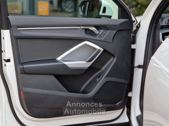 Audi Q3 35 TDI 150 ch S tronic 7 Design - 5
