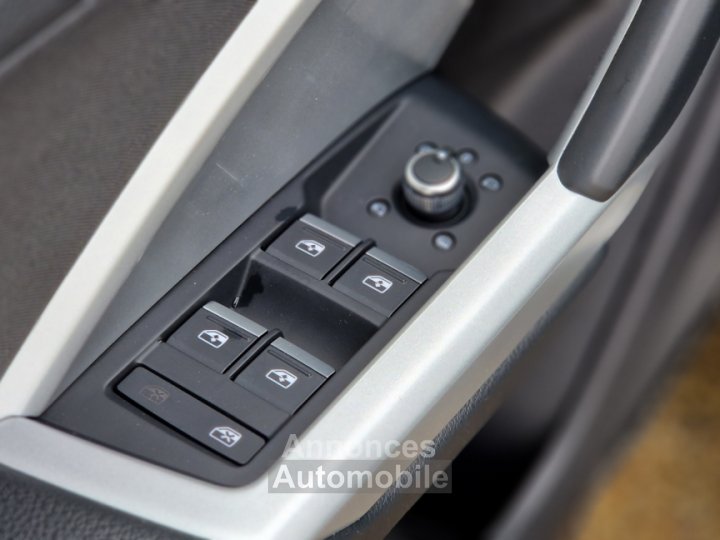 Audi Q3 35 TDI 150 ch S tronic 7 Design - 11