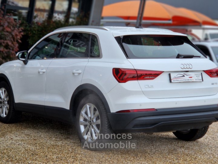 Audi Q3 35 TDI 150 ch S tronic 7 Design - 14