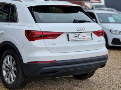 Audi Q3 35 TDI 150 ch S tronic 7 Design   - 16