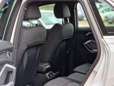 Audi Q3 35 TDI 150 ch S tronic 7 Design   - 22