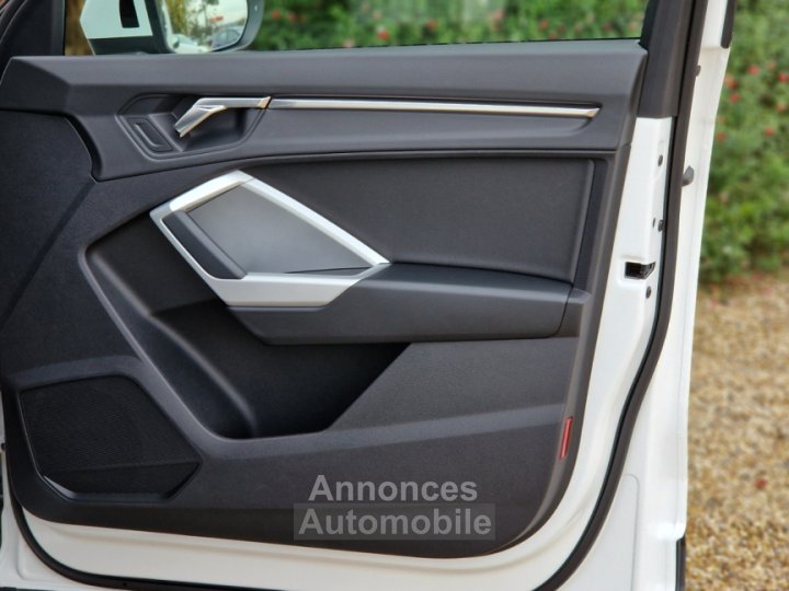 Audi Q3 35 TDI 150 ch S tronic 7 Design - 25