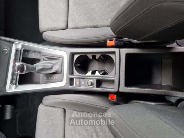 Audi Q3 35 TDI 150 ch S tronic 7 Design - 36