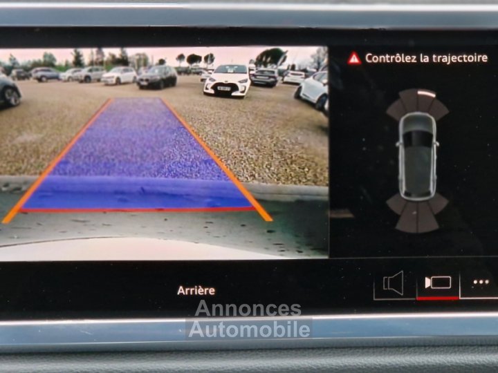 Audi Q3 35 TDI 150 ch S tronic 7 Design - 48