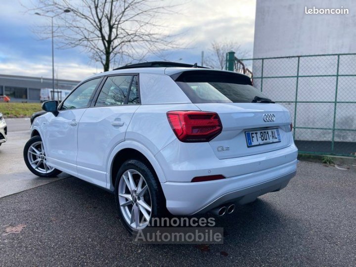 Audi Q2 35 TFSI 150 S Line Tronic 7 Toit Panoramique Cam&eacute;ra LED - 3