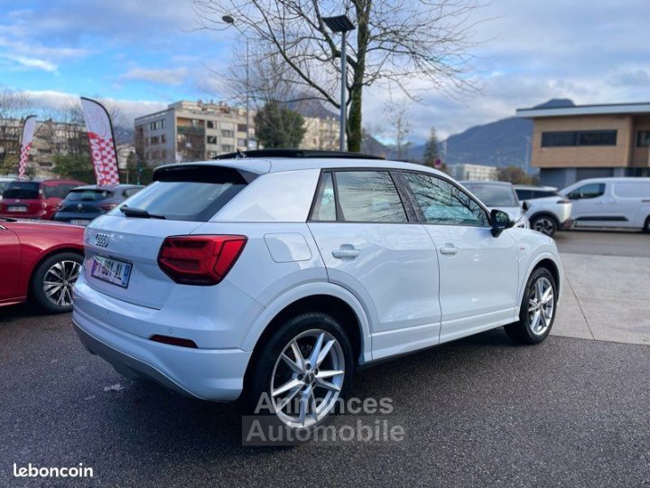 Audi Q2 35 TFSI 150 S Line Tronic 7 Toit Panoramique Cam&eacute;ra LED - 4