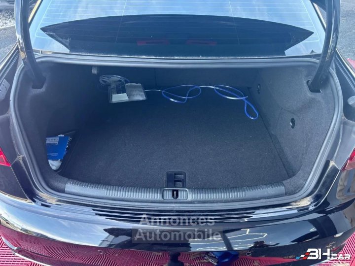 Audi A3 20 TDI 185 DESIGN LUXE QUATTRO S-TRONIC BVA / CARPLAY - 21