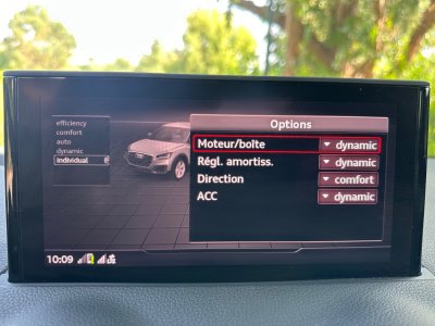 Audi Q2 S-TRONIC S-LINE   - 19