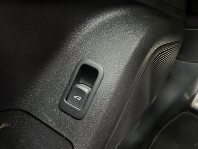 Audi Q2 S-TRONIC S-LINE   - 25