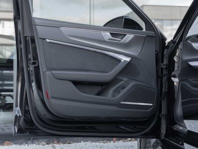 Audi RS6 40 V8 Quattro Lichte Vracht B&0 3D Pano - 15