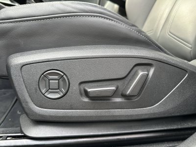 Audi Q3 35 TDI 150 ch S tronic 7 S line plus   - 11