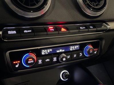 Audi S3 Sportback Quattro 20 TFSI 300 S-TRONIC   - 12