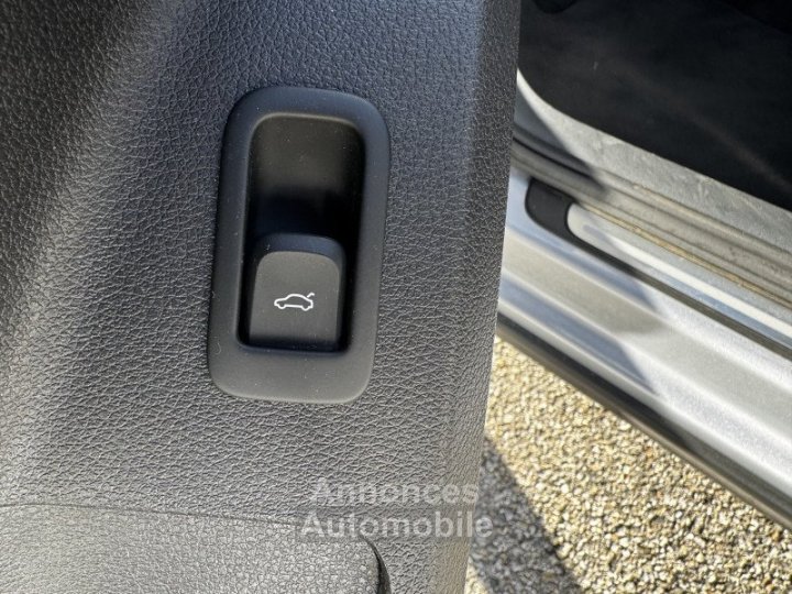 Audi Q2 30 TDI 116CH SPORT LIMITED S TRONIC 7 - 14