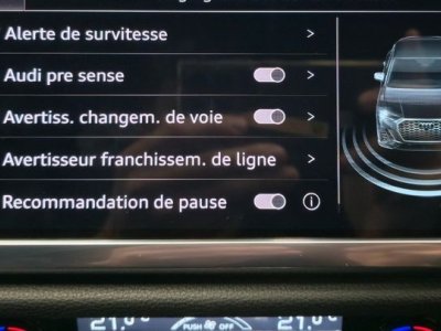 Audi Q3 Sportback 15 35 tfsi 150 hybrid mhev s-line s-tronic bva - 48