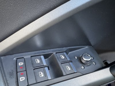 Audi Q3 45 TFSIe 245 S-LINE S-TRONIC - 17