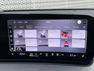 Audi Q3 Sportback HYBRIDE e-hybrid 272 ch S tronic 6 S line   - 16