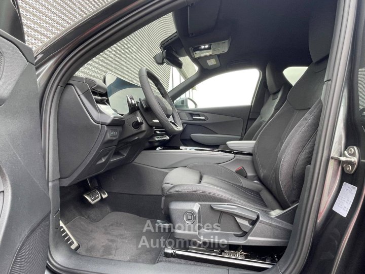 Audi Q3 Sportback HYBRIDE e-hybrid 272 ch S tronic 6 S line - 35