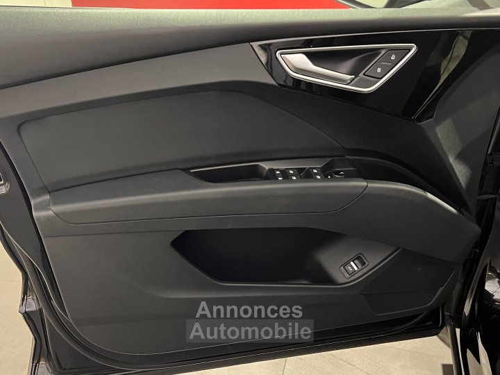 Audi Q4 E-Tron 40 204 ch 82 kWh S line - 12