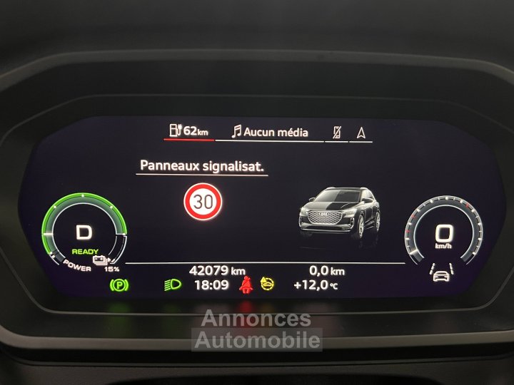 Audi Q4 E-Tron 40 204 ch 82 kWh S line - 32