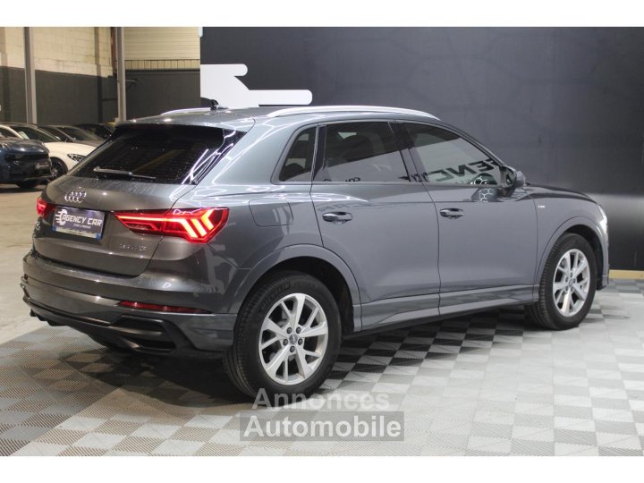 Audi Q3 15 35 TFSI 150 S Line - Toit ouvrant - Alcantara - 3