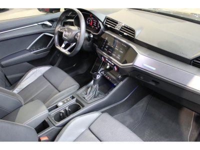 Audi Q3 15 35 TFSI 150 S Line - Toit ouvrant - Alcantara - 11