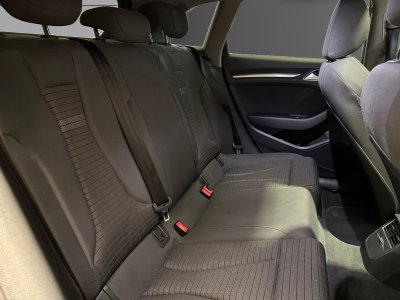 Audi A3 20 TDI 150 S-Tronic 7 Design Luxe Toit Ouvrant CarPlay Volant Méplat Garantie 12 Mois - 20