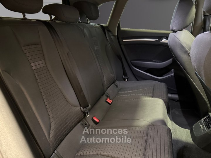 Audi A3 20 TDI 150 S-Tronic 7 Design Luxe Toit Ouvrant CarPlay Volant Méplat Garantie 12 Mois - 20