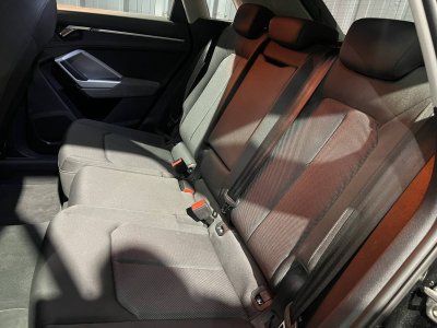 Audi Q3 II 35 TDI 150ch Design S tronic 7 - 14