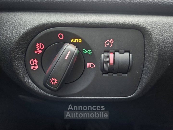 Audi Q3 20 TDI 140CV S Line - 8