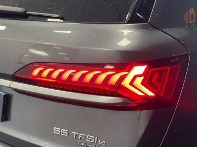 Audi Q7 55 tfsie v6 30l 381ch phev s-line quattro bva attelage carplay matrix led   - 26