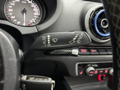 Audi S3 Quattro 20 TFSI 300 S-TRONIC Toit Ouvrant / Si&eacute;ges chauffant / Ligne Miltek   - 31