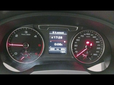 Audi Q3 20 TDI 120ch S line - 12